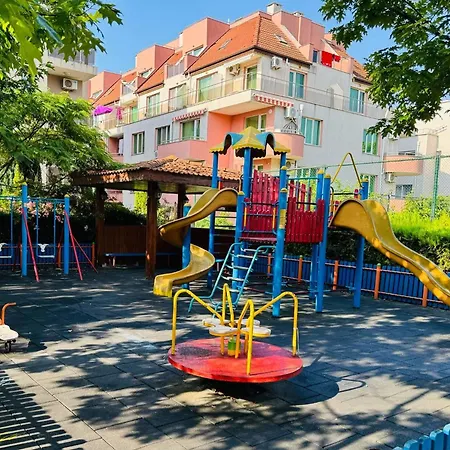 студия в 3х минутах от пляжа *